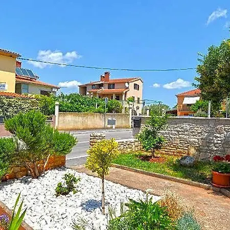 Hotel 408 Fažana